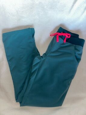 Hydro green Kade cargo figs scrub pant